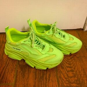 Women’s lime green sneakers